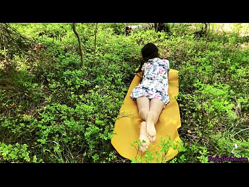 ❤️ Stranger auf Tinder masturbiert meine Muschi und fickt leidenschaftlich im Wald ️ Fucking video bei uns ❌