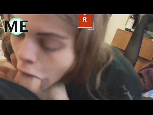 ❤️ Kehlenschwanz, zerrissene Strumpfhosen und zerrissene Fersen schön zu treffen ️ Fucking video bei uns ❌