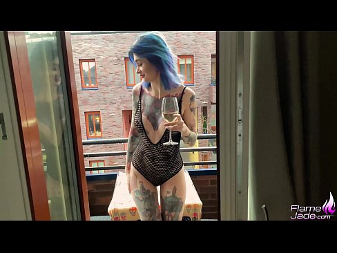 ❤️ Großartiges Mädchen lutscht mit einem Schluck und fickt leidenschaftlich unter freiem Himmel ️ Fucking video bei uns ❌
